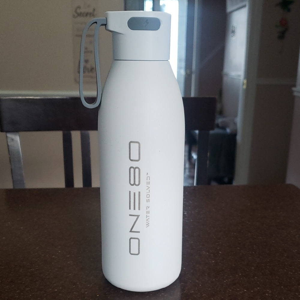 ONE80 Revolution Stainless Steel Self Cleaning, Touchscreen Water Bottle.